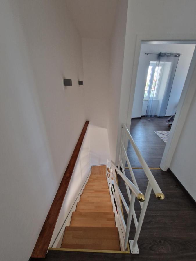 Galleria Villa *